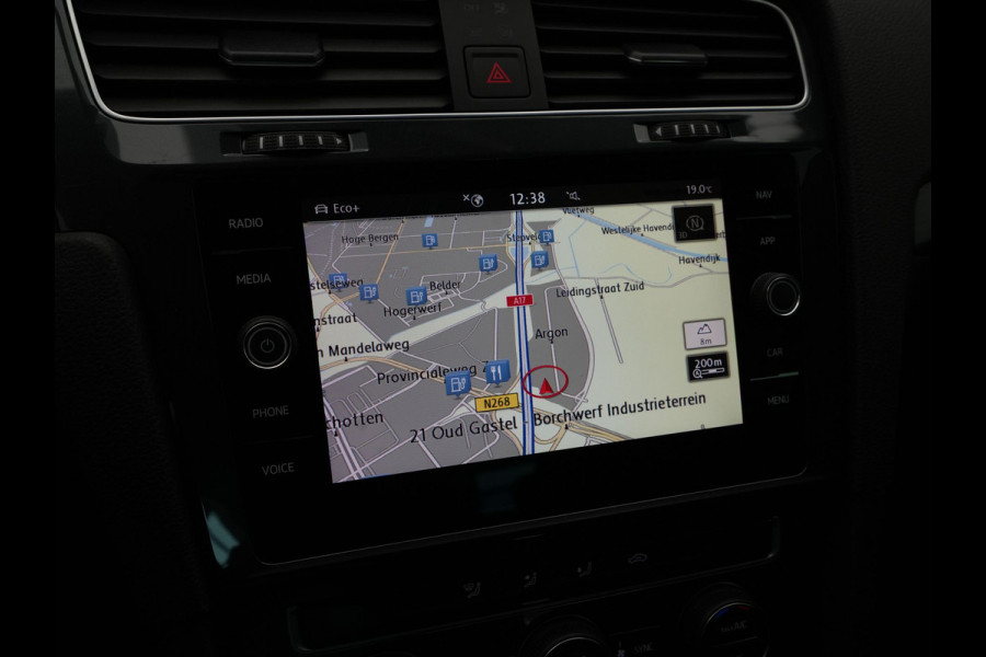 Volkswagen e-Golf E-DITION 136pk Navigatie Camera Acc Led 139