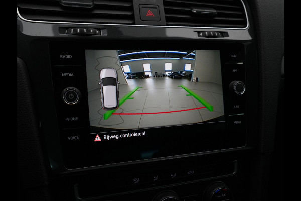 Volkswagen e-Golf E-DITION 136pk Navigatie Camera Acc Led 139