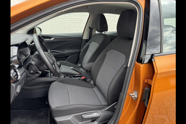 Škoda Fabia 1.0 TSI Ambition Clima Carplay Adaptive cruise Navigatie Pdc DAB radio