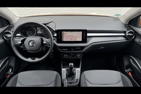 Škoda Fabia 1.0 TSI Ambition Clima Carplay Adaptive cruise Navigatie Pdc DAB radio