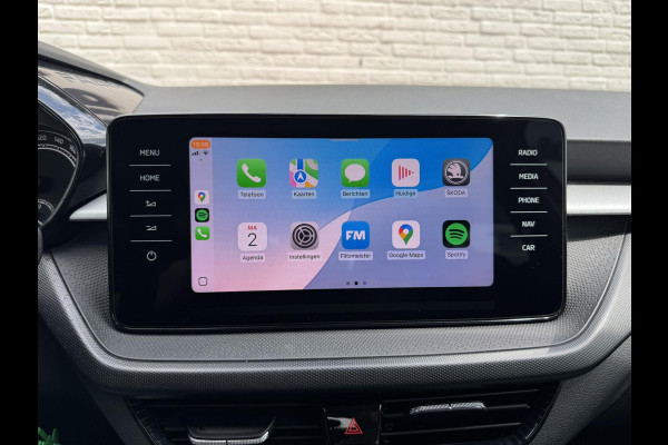 Škoda Fabia 1.0 TSI Ambition Clima Carplay Adaptive cruise Navigatie Pdc DAB radio