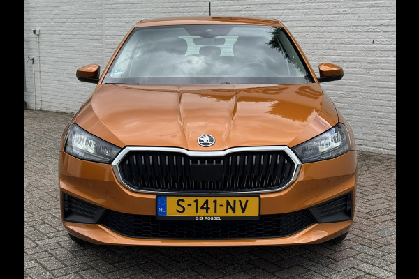 Škoda Fabia 1.0 TSI Ambition Clima Carplay Adaptive cruise Navigatie Pdc DAB radio