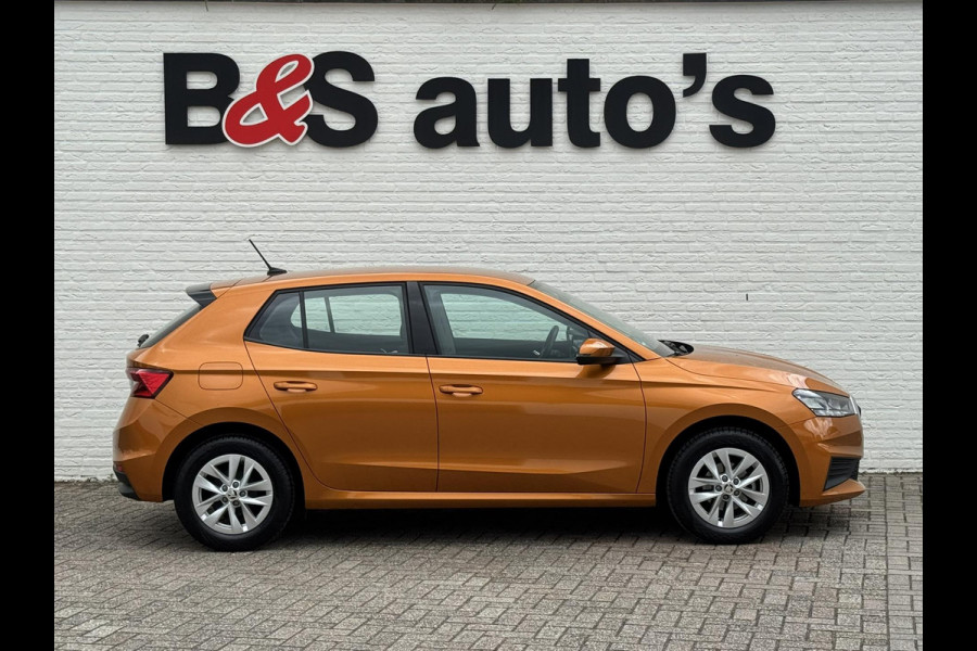 Škoda Fabia 1.0 TSI Ambition Clima Carplay Adaptive cruise Navigatie Pdc DAB radio