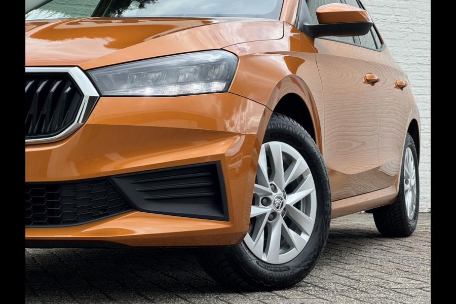 Škoda Fabia 1.0 TSI Ambition Clima Carplay Adaptive cruise Navigatie Pdc DAB radio
