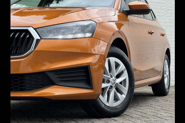 Škoda Fabia 1.0 TSI Ambition Clima Carplay Adaptive cruise Navigatie Pdc DAB radio