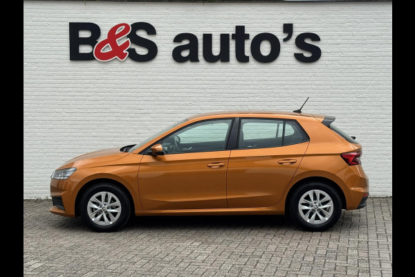 Škoda Fabia 1.0 TSI Ambition Clima Carplay Adaptive cruise Navigatie Pdc DAB radio