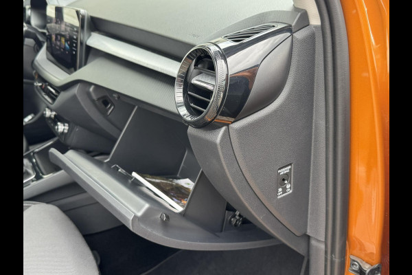 Škoda Fabia 1.0 TSI Ambition Clima Carplay Adaptive cruise Navigatie Pdc DAB radio