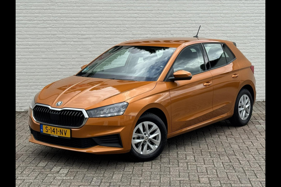 Škoda Fabia 1.0 TSI Ambition Clima Carplay Adaptive cruise Navigatie Pdc DAB radio