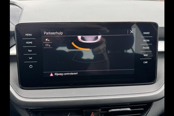 Škoda Fabia 1.0 TSI Ambition Clima Carplay Adaptive cruise Navigatie Pdc DAB radio