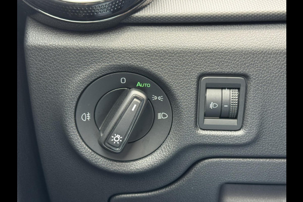 Škoda Fabia 1.0 TSI Ambition Clima Carplay Adaptive cruise Navigatie Pdc DAB radio