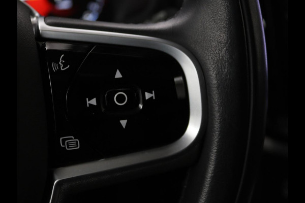 Volvo V60 2.0 T8 Recharge AWD Inscription | Panoramadak | Leder | Stoel & stuurverwarming | Camera | Adaptive cruise | Carplay | Navigatie