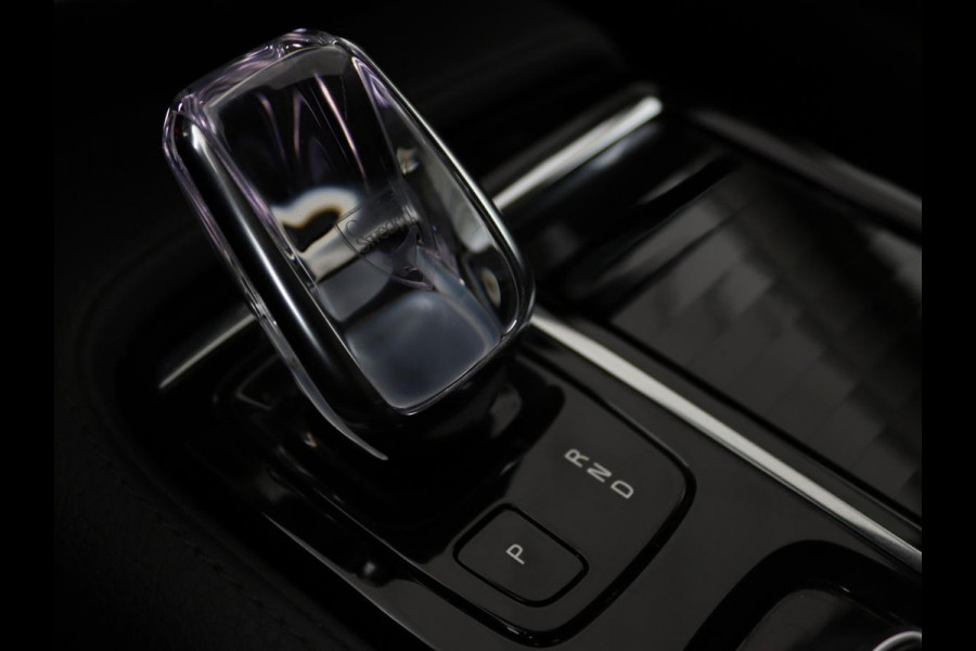 Volvo V60 2.0 T8 Recharge AWD Inscription | Panoramadak | Leder | Stoel & stuurverwarming | Camera | Adaptive cruise | Carplay | Navigatie