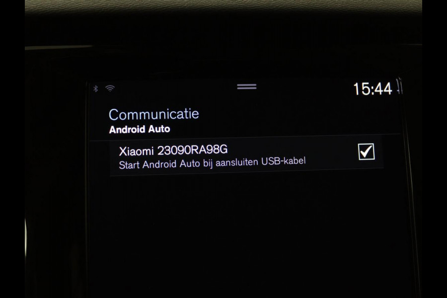 Volvo V60 2.0 T8 Recharge AWD Inscription | Panoramadak | Leder | Stoel & stuurverwarming | Camera | Adaptive cruise | Carplay | Navigatie