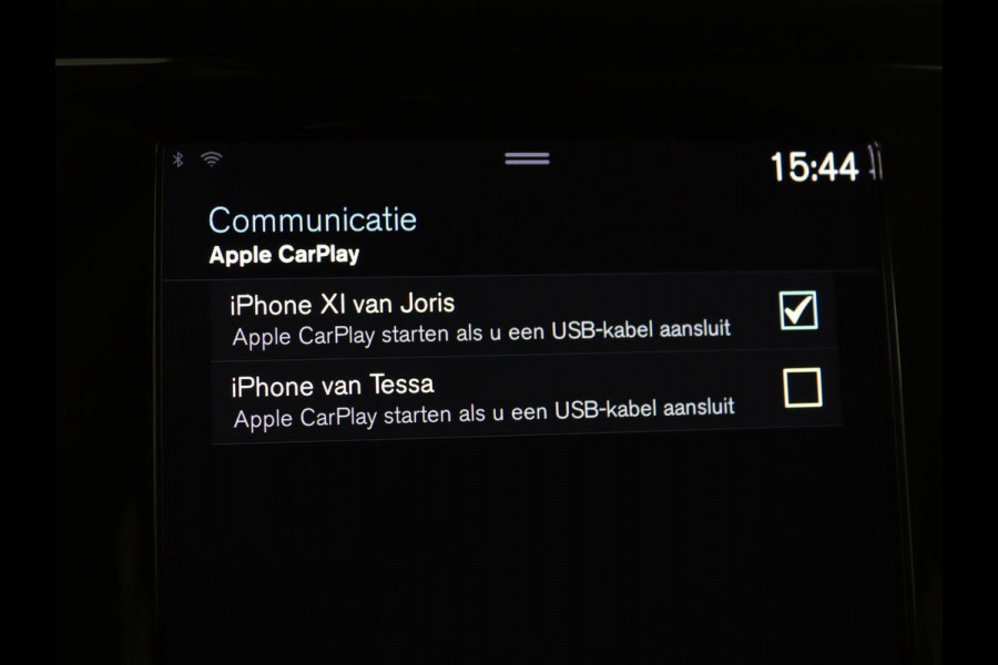 Volvo V60 2.0 T8 Recharge AWD Inscription | Panoramadak | Leder | Stoel & stuurverwarming | Camera | Adaptive cruise | Carplay | Navigatie