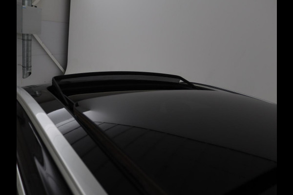 Volvo V60 2.0 T8 Recharge AWD Inscription | Panoramadak | Leder | Stoel & stuurverwarming | Camera | Adaptive cruise | Carplay | Navigatie