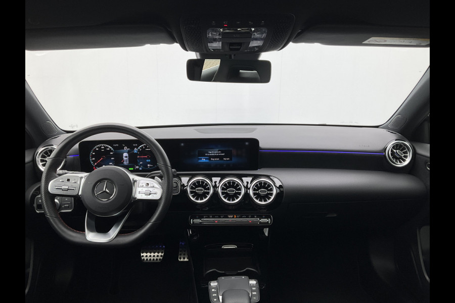 Mercedes-Benz A-Klasse 250 e AMG Line Pano Sfeerverl Stoelverw Nav/Cam Plug-in 13496KM!