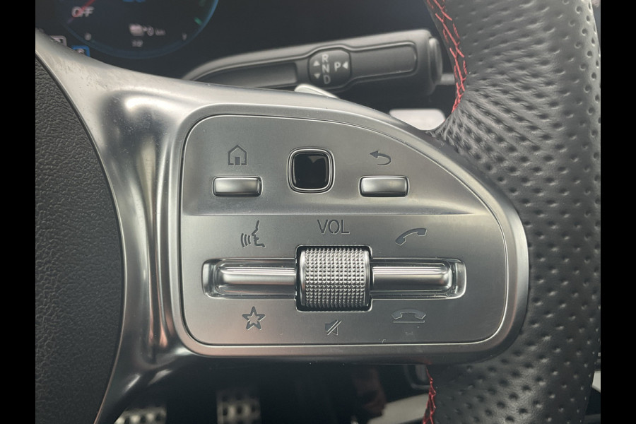 Mercedes-Benz A-Klasse 250 e AMG Line Pano Sfeerverl Stoelverw Nav/Cam Plug-in 13496KM!