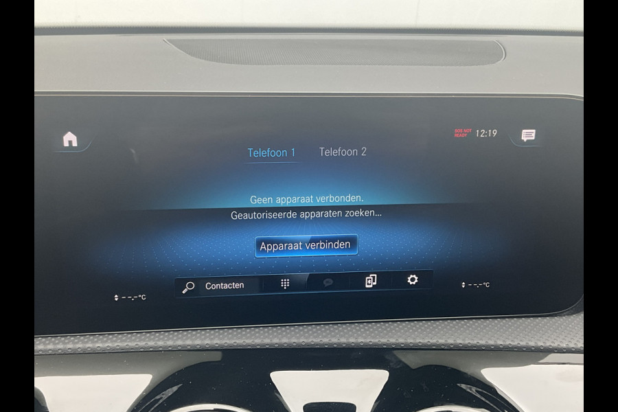 Mercedes-Benz A-Klasse 250 e AMG Line Pano Sfeerverl Stoelverw Nav/Cam Plug-in 13496KM!