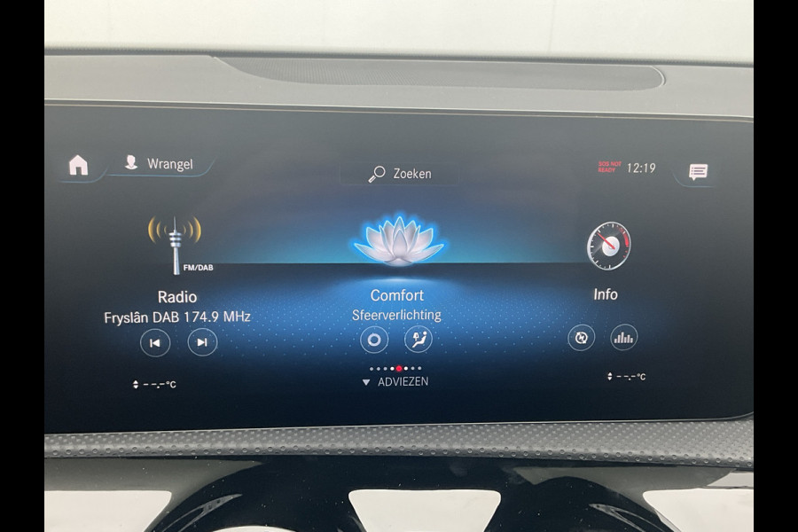 Mercedes-Benz A-Klasse 250 e AMG Line Pano Sfeerverl Stoelverw Nav/Cam Plug-in 13496KM!