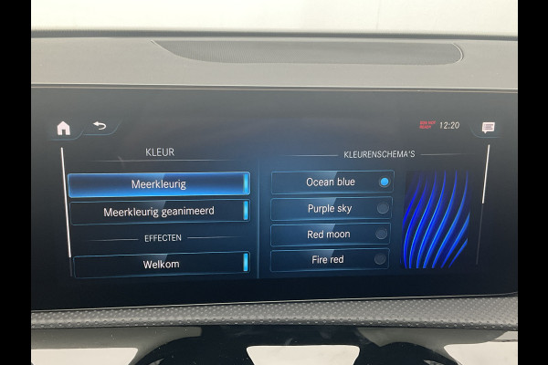 Mercedes-Benz A-Klasse 250 e AMG Line Pano Sfeerverl Stoelverw Nav/Cam Plug-in 13496KM!