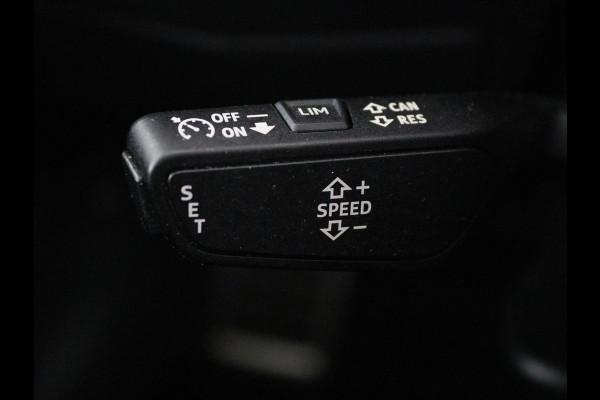 Audi A3 30 TFSI S edition | Carplay | Full LED | Virtual Cockpit | Sportstoelen | Half leder | Getint glas | Climate control | Cruise control