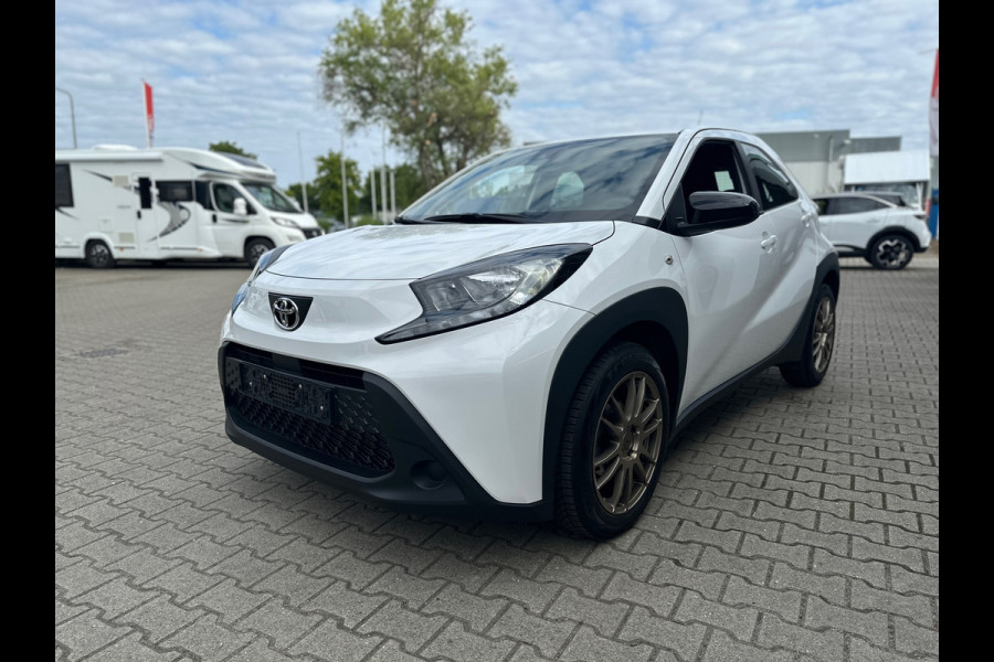 Toyota Aygo X 1.0 VVT-i Play Automaat (BOVAG/RIJKLAARPRIJS)