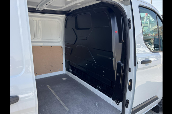 Ford Transit Custom 280 2.0 TDCI L1H1 Trend Automaat Zuid | 8 inch scherm | Stoelverwarming | Trekhaak  | Achteruitrijcamera
