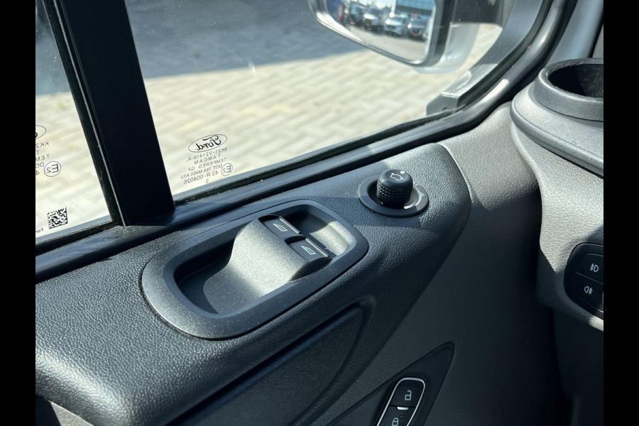 Ford Transit Custom 280 2.0 TDCI L1H1 Trend Automaat Zuid | 8 inch scherm | Stoelverwarming | Trekhaak  | Achteruitrijcamera