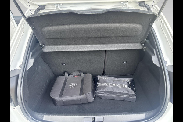 Peugeot e-208 EV Active Pack 50 kWh 3 fase | 11 kW lader