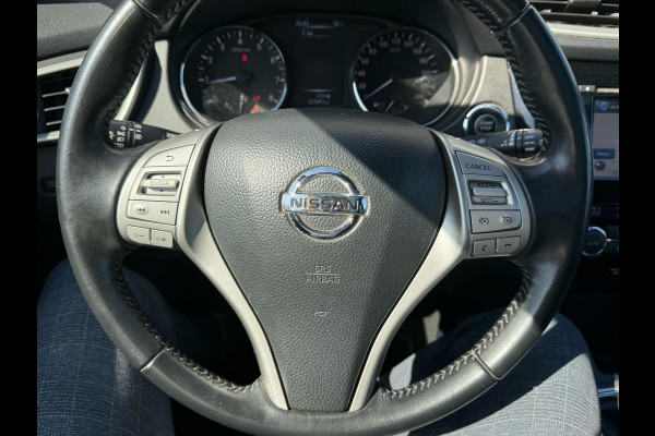 Nissan QASHQAI 1.2 N-Vision 115pk Trekhaak | Panoramadak | 360 graden Camera's | Stoelverwarming | Navigatie | Bluetooth