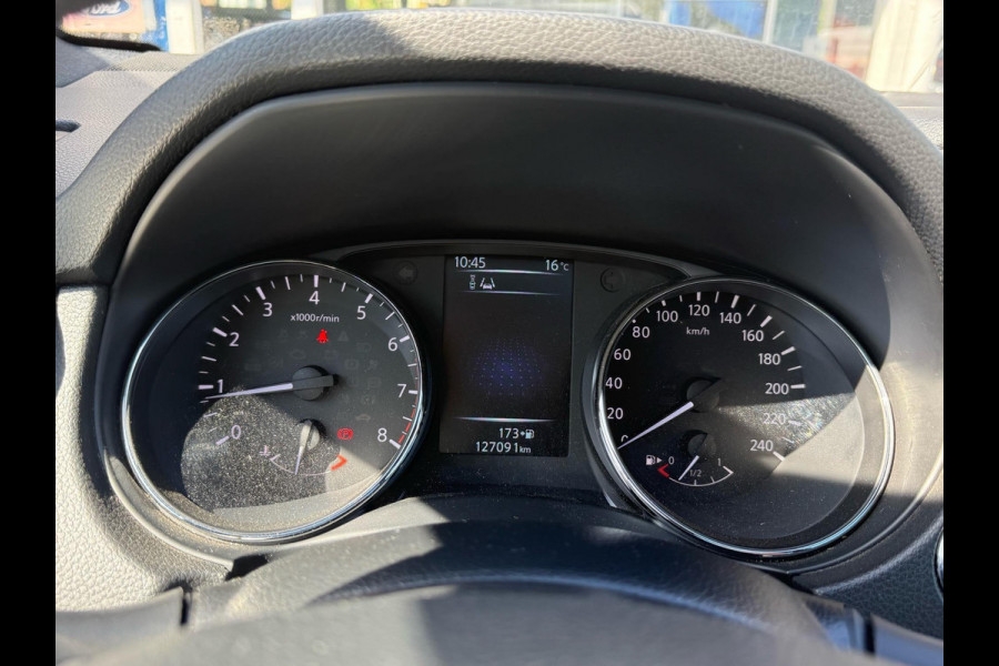 Nissan QASHQAI 1.2 N-Vision 115pk Trekhaak | Panoramadak | 360 graden Camera's | Stoelverwarming | Navigatie | Bluetooth