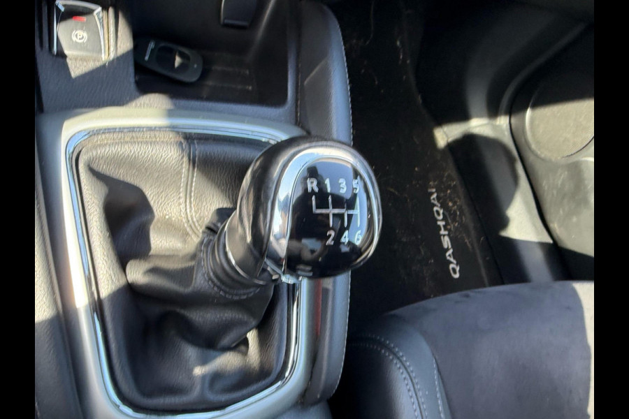 Nissan QASHQAI 1.2 N-Vision 115pk Trekhaak | Panoramadak | 360 graden Camera's | Stoelverwarming | Navigatie | Bluetooth