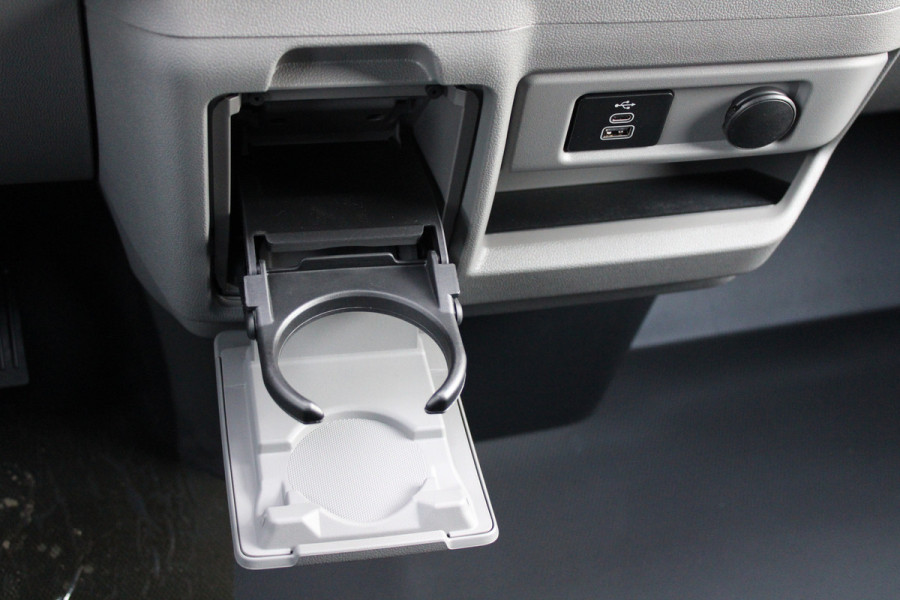 Ford Transit Custom 320 2.0 TDCI L2H1 Trend 170pk - Carplay - Android - Camera - LED - Stoelverwarming - 70l tank - Rijklaar