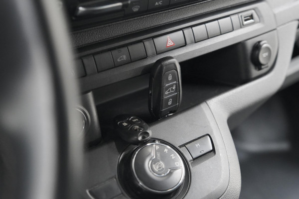 Peugeot Expert 2.0 BlueHDI 180 Automaat Standard Premium | Standkachel | Trekhaak | Head-Up Display | Camera | Apple Carplay | Laadruimte Betimmering
