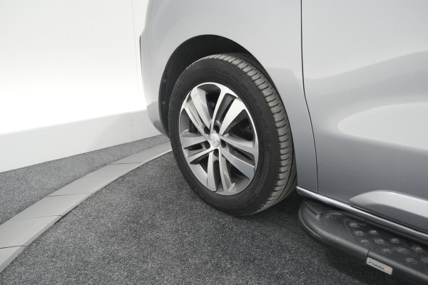 Peugeot Expert 2.0 BlueHDI 180 Automaat Standard Premium | Standkachel | Trekhaak | Head-Up Display | Camera | Apple Carplay | Laadruimte Betimmering