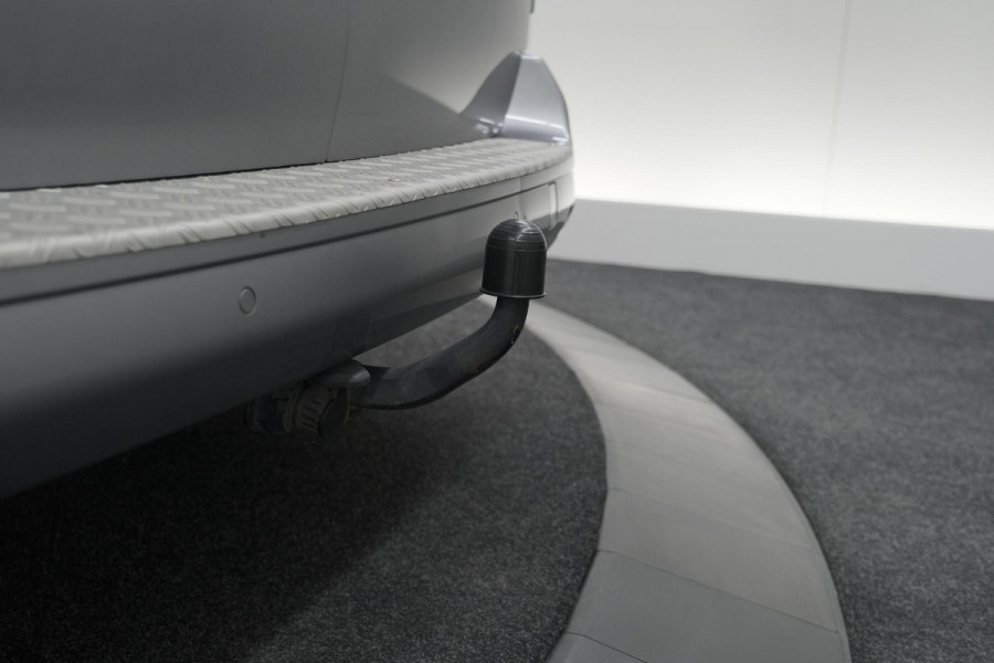 Peugeot Expert 2.0 BlueHDI 180 Automaat Standard Premium | Standkachel | Trekhaak | Head-Up Display | Camera | Apple Carplay | Laadruimte Betimmering