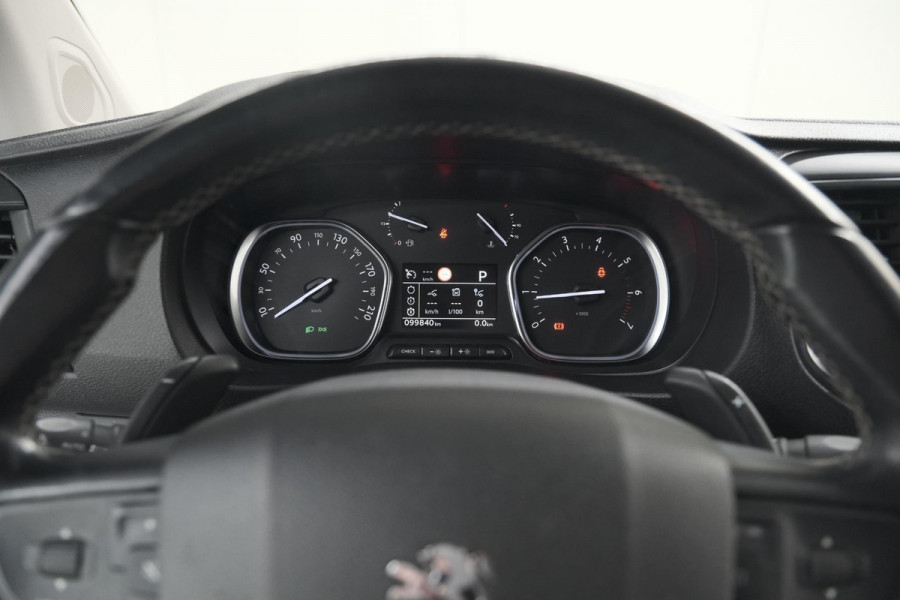 Peugeot Expert 2.0 BlueHDI 180 Automaat Standard Premium | Standkachel | Trekhaak | Head-Up Display | Camera | Apple Carplay | Laadruimte Betimmering
