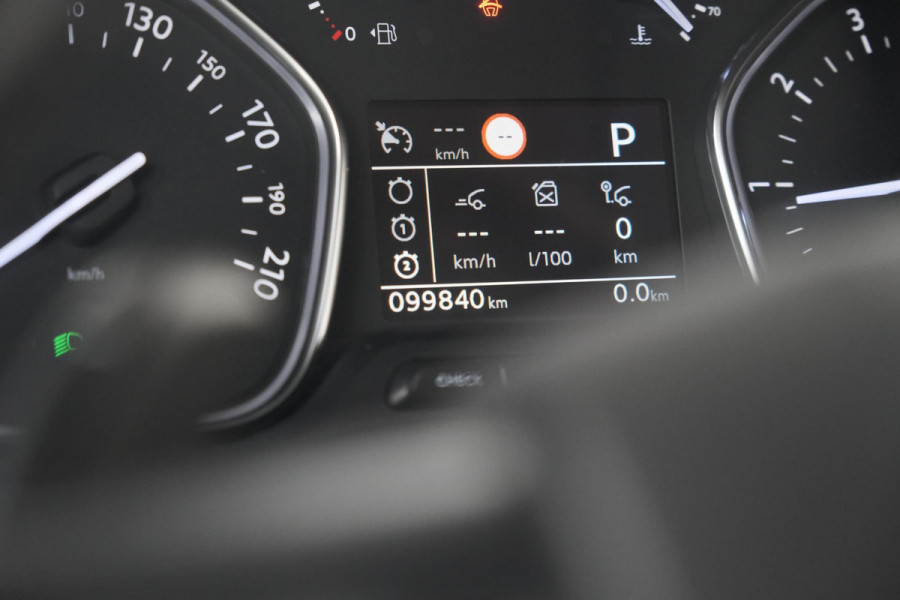 Peugeot Expert 2.0 BlueHDI 180 Automaat Standard Premium | Standkachel | Trekhaak | Head-Up Display | Camera | Apple Carplay | Laadruimte Betimmering