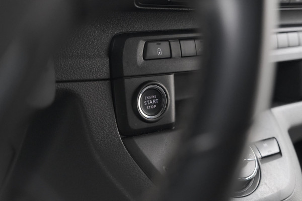 Peugeot Expert 2.0 BlueHDI 180 Automaat Standard Premium | Standkachel | Trekhaak | Head-Up Display | Camera | Apple Carplay | Laadruimte Betimmering