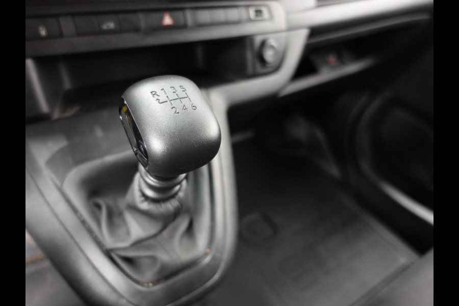 Peugeot Expert 1.5 BlueHDI 120PK L2 Airco Navigatie Cruise control Trekhaak