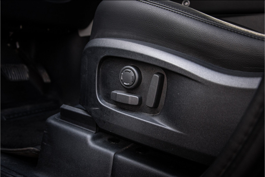 Land Rover Defender 3.0 D200 110 MHEV SE VAN Cold Climate - Driv. Assistance - Panodak - Luchtvering - Trekhaak
