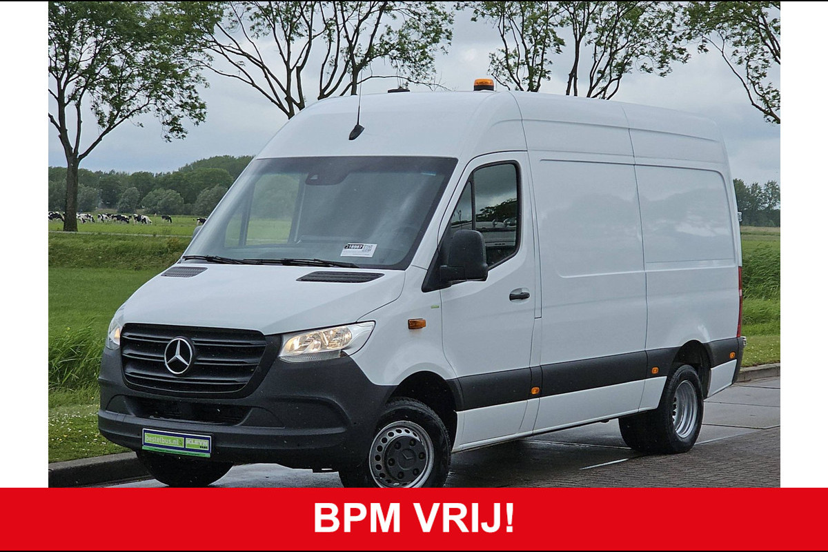 Mercedes-Benz Sprinter 516 2.2 CDI L2H2 Dubbellucht Airco PDC 3.5t- Trekhaak WP-Inrichting Navi Mbux Standkachel Euro6 Mercedes-Benz Sprinter 516 2.2 CDI L2H2 Dubbellucht Airco PDC 3.5t- Trekhaak WP-Inrichting Navi Mbux Standkachel Euro6