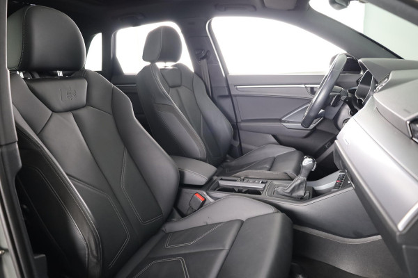 Audi Q3 45 TFSI e S edition 245PK Automaat | Panorama dak | Lederen bekleding | 20 "LM velgen | Adaptieve cruise control |