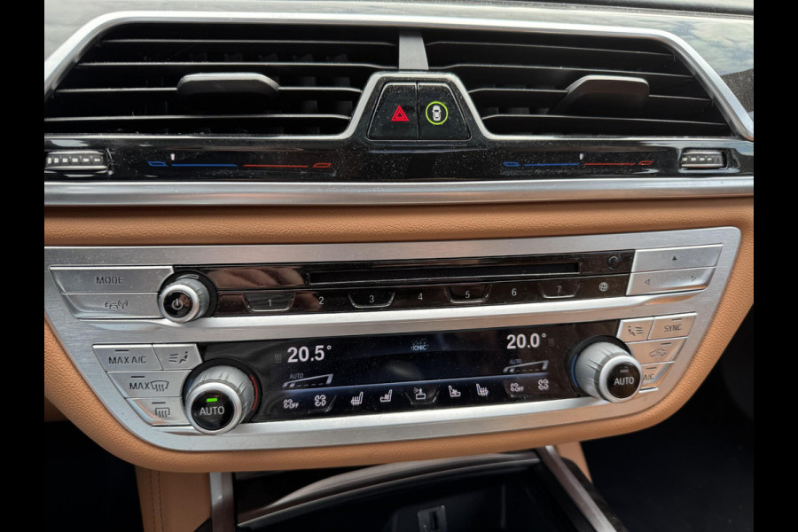 BMW 7 Serie 750d xDrive High Executive | Panoramadak | 360* Camera | Head-Up Display | Stoelventilatie/Verwarming | Harmon Kardon |