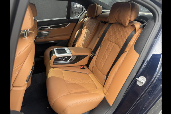 BMW 7 Serie 750d xDrive High Executive | Panoramadak | 360* Camera | Head-Up Display | Stoelventilatie/Verwarming | Harmon Kardon |