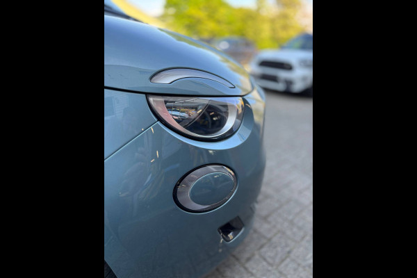 Fiat 500E 3+1 Icon 42 kWh NAVIGATIE LM VELGEN CRUISE CONTROL CRUISE CONTROL