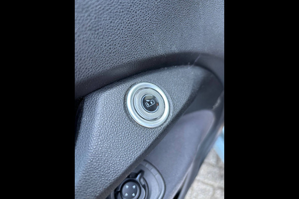 Fiat 500E 3+1 Icon 42 kWh NAVIGATIE LM VELGEN CRUISE CONTROL CRUISE CONTROL