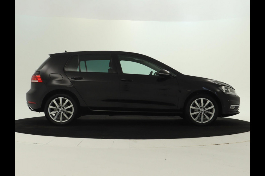 Volkswagen Golf 1.5 TSI ACT Highline NAVI | CarPlay | Stoelverwarming | Dealer onderhouden