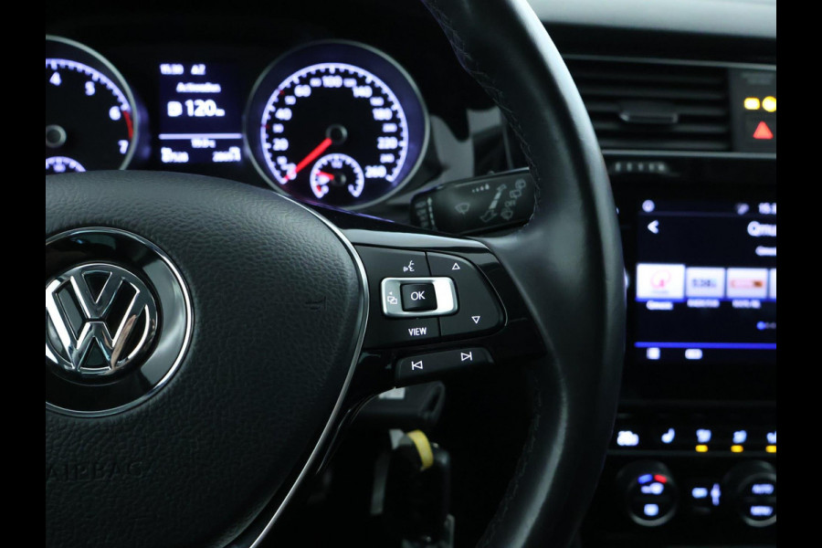 Volkswagen Golf 1.5 TSI ACT Highline NAVI | CarPlay | Stoelverwarming | Dealer onderhouden