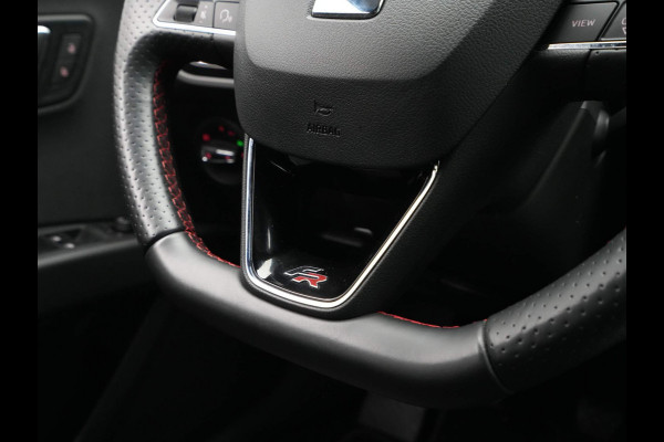 Seat Leon 1.5 TSI 150pk FR Business Intense Navigatie Camera Led Dab+ Carplay 89